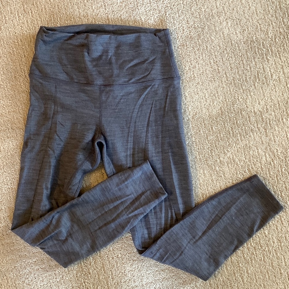 Lululemon gray align 25” leggings size 8